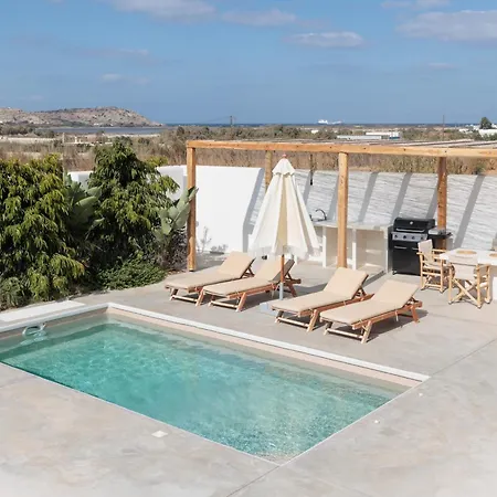 Petradia * Agia Anna (Naxos)