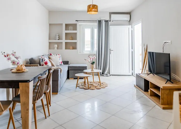 Villa Petradia Agia Anna (Naxos)