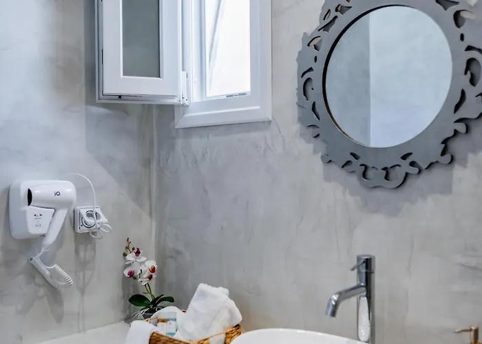 Petradia * Agia Anna (Naxos)