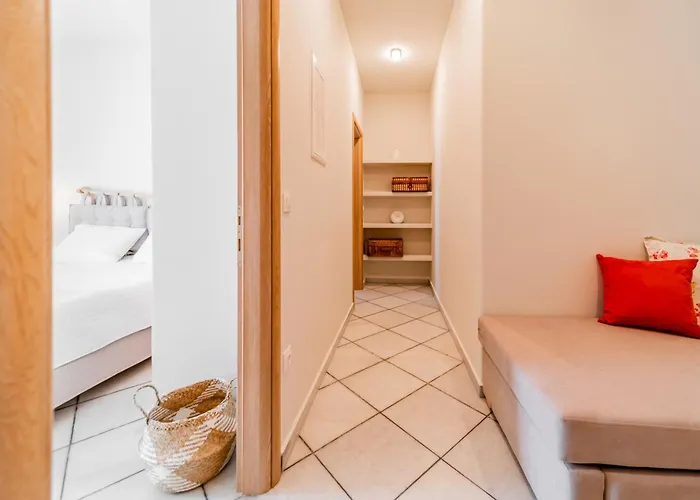 Petradia Agia Anna (Naxos)