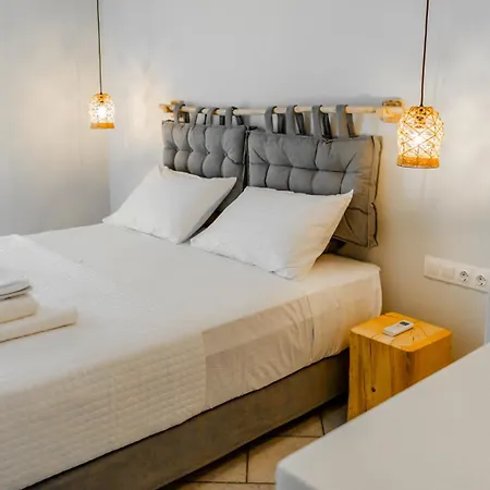 Villa Petradia Agia Anna (Naxos)